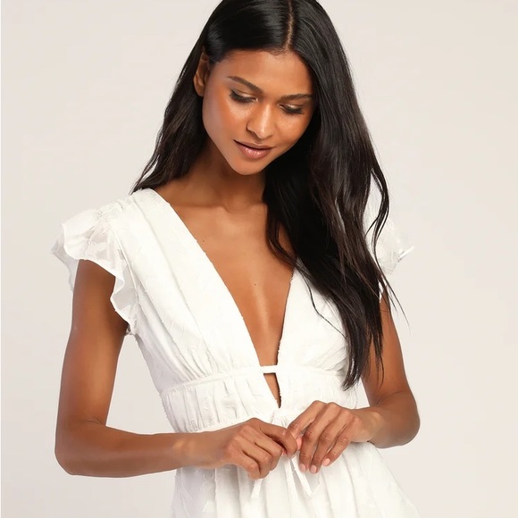 White Lulu’s Romper - Picture 4 of 6